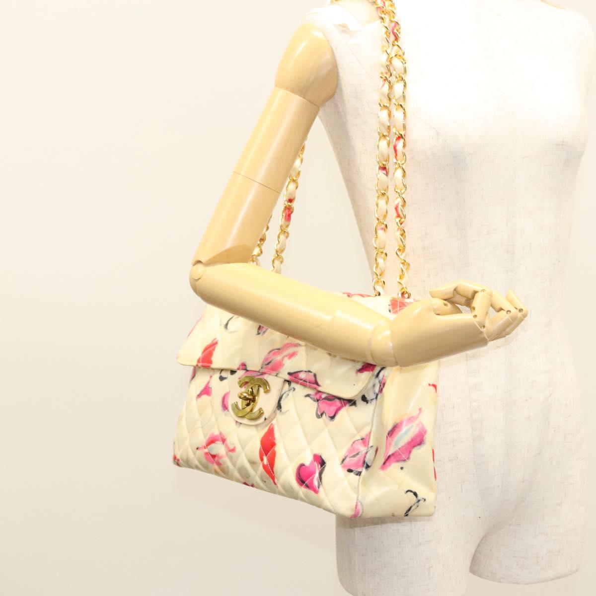 CHANEL Matelasse Chain Shoulder Bag Vinyl Coating White Gold CC Auth 124073AV