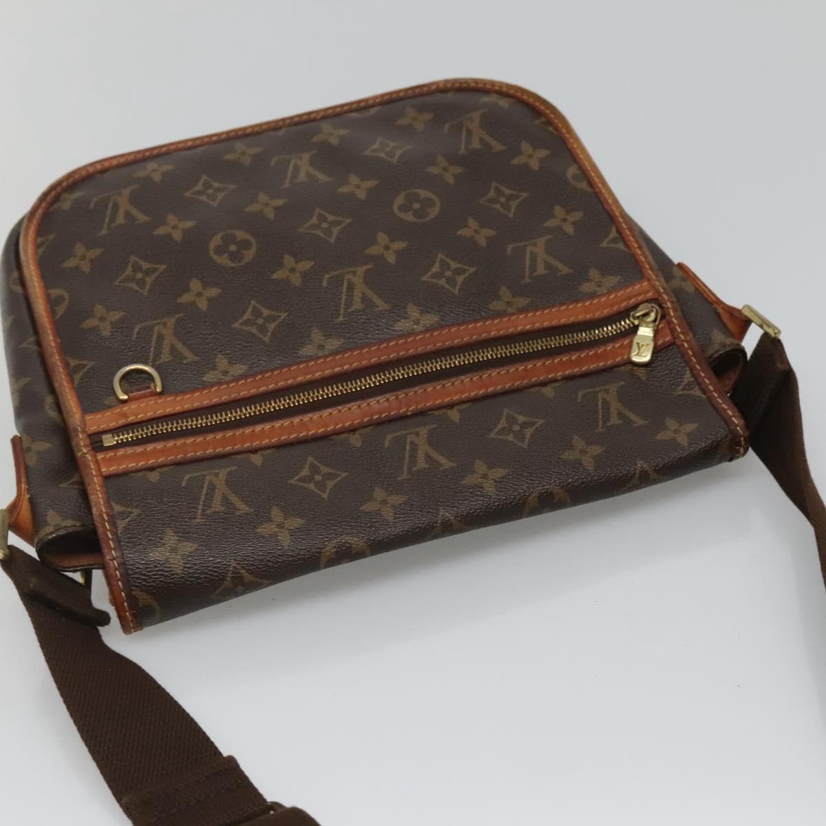 LOUIS VUITTON Monogram Messenger Bosphore PM Shoulder Bag M40106 LV Auth 124383