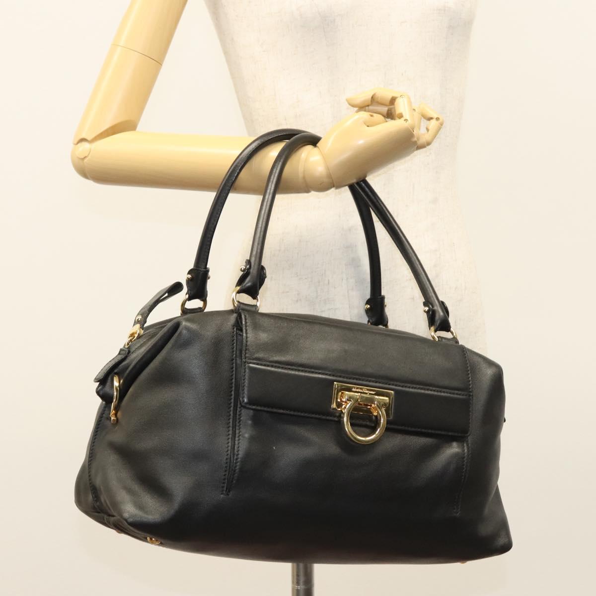 Salvatore Ferragamo Gancini Shoulder Bag Leather Black Gold Auth 124617