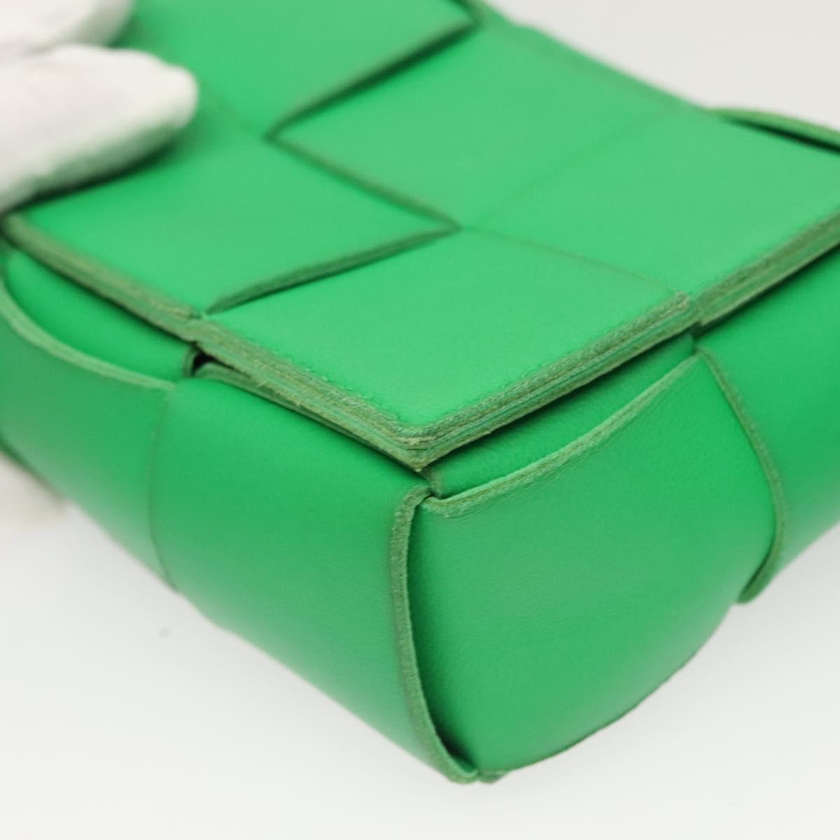 BOTTEGA VENETA MAXI INTRECCIATO Shoulder Bag Leather Green Auth 124769