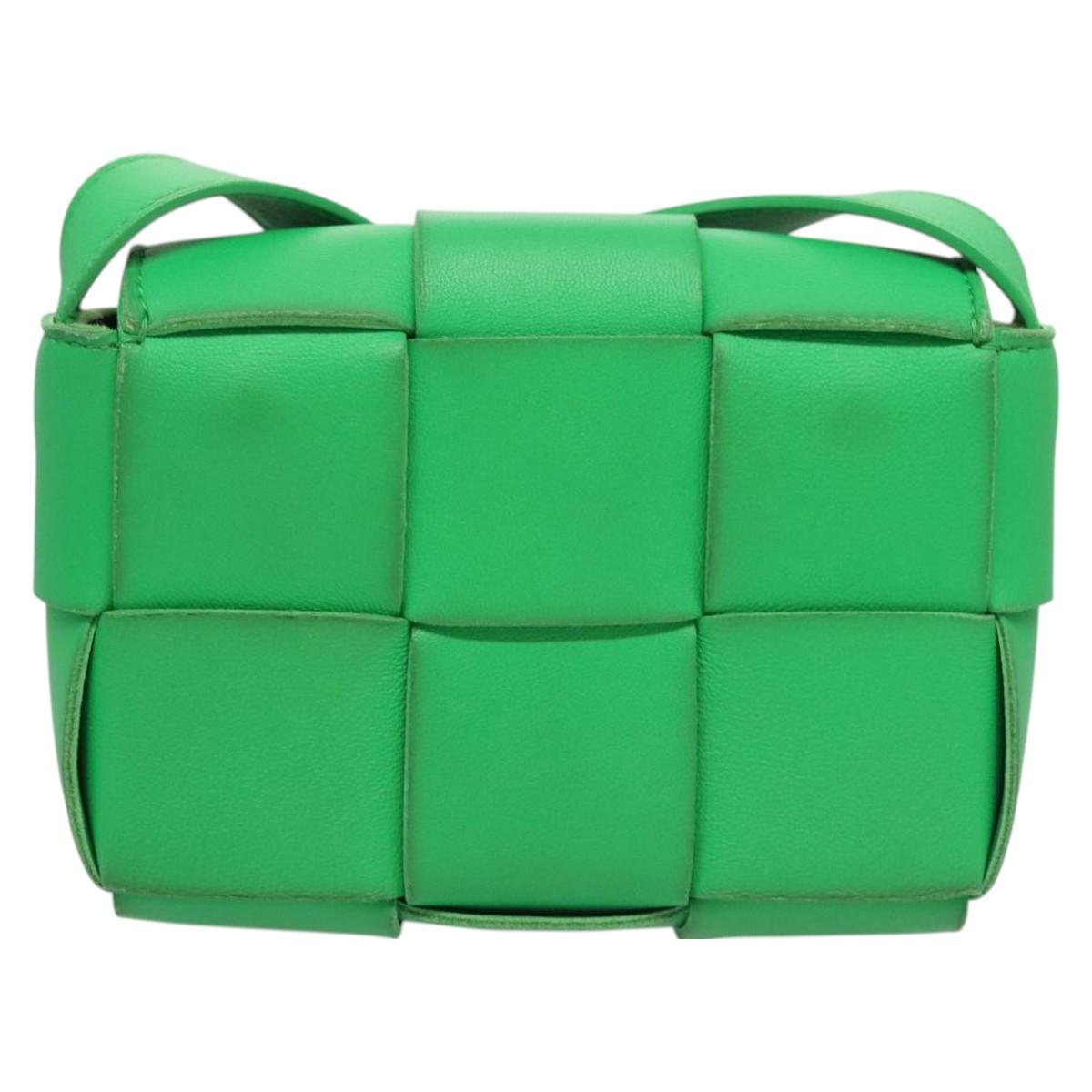 BOTTEGA VENETA MAXI INTRECCIATO Shoulder Bag Leather Green Auth 124769