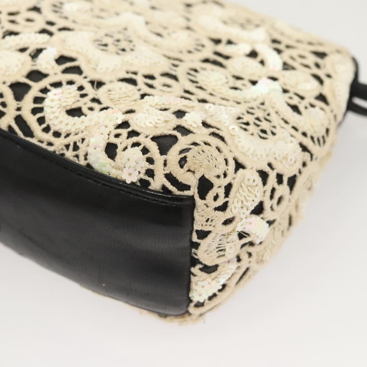 CHANEL Shoulder Bag Lamb Skin White CC Auth 125205