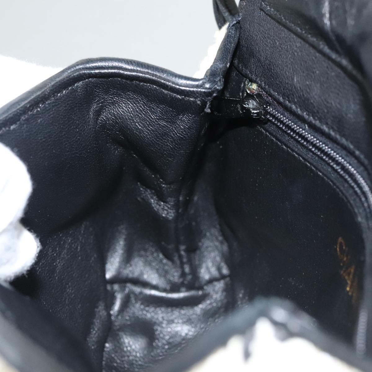 CHANEL Shoulder Bag Lamb Skin White CC Auth 125205