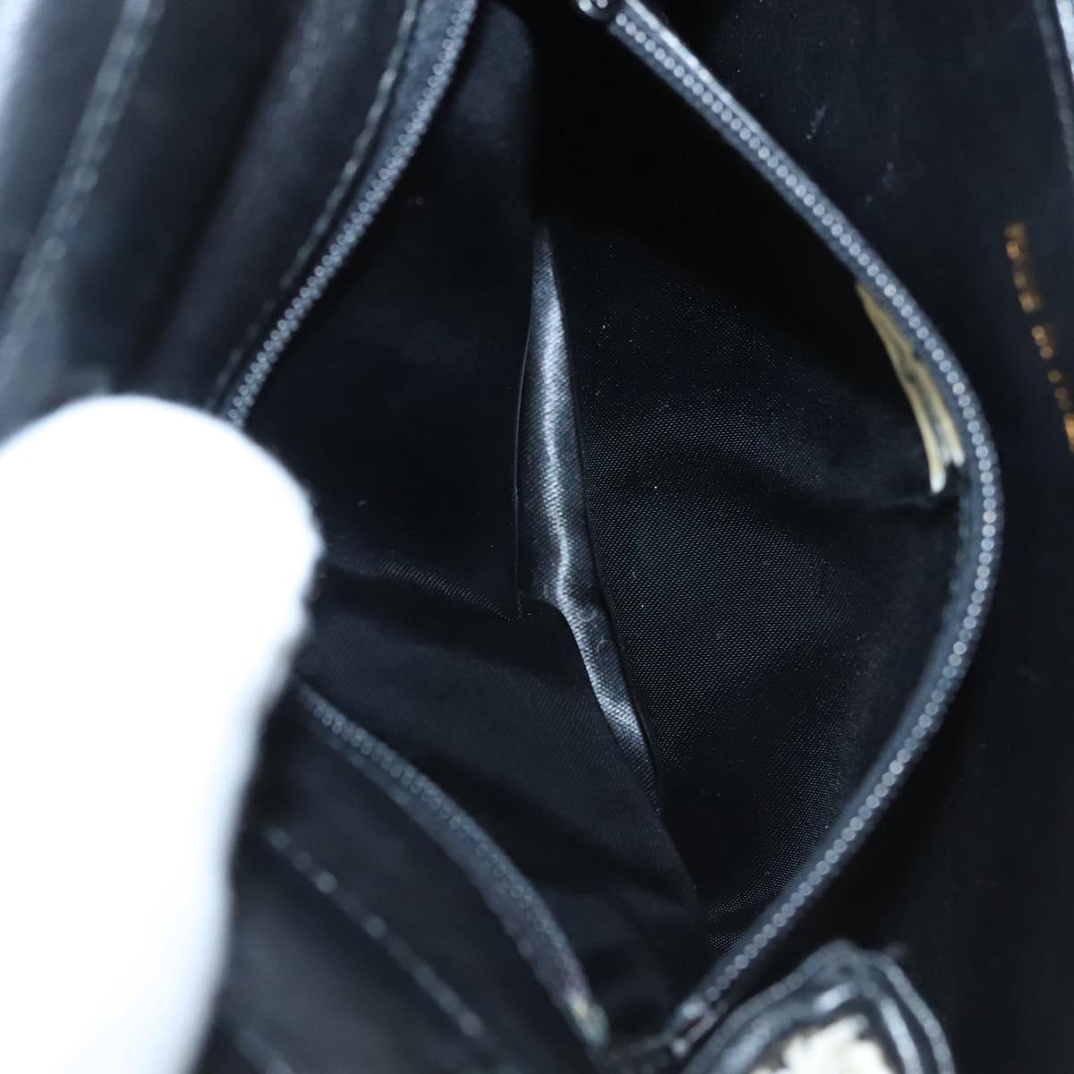 CHANEL Shoulder Bag Lamb Skin White CC Auth 125205