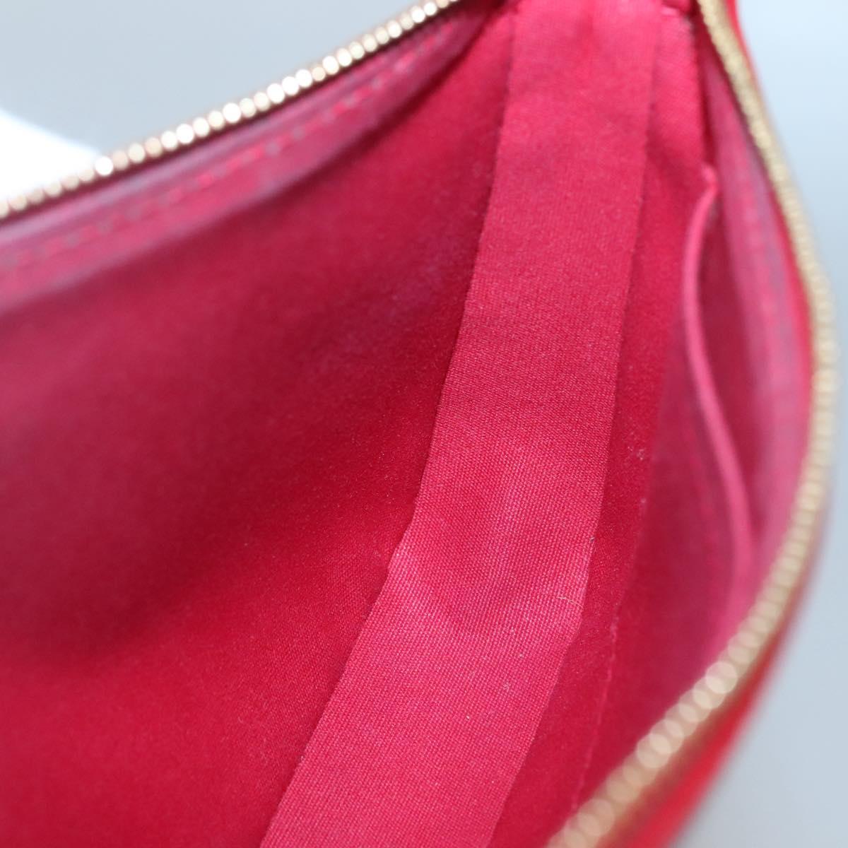 LOUIS VUITTON Vernis Pochette Accessoires Pouch Pomme D'amour M91577 Auth 125358