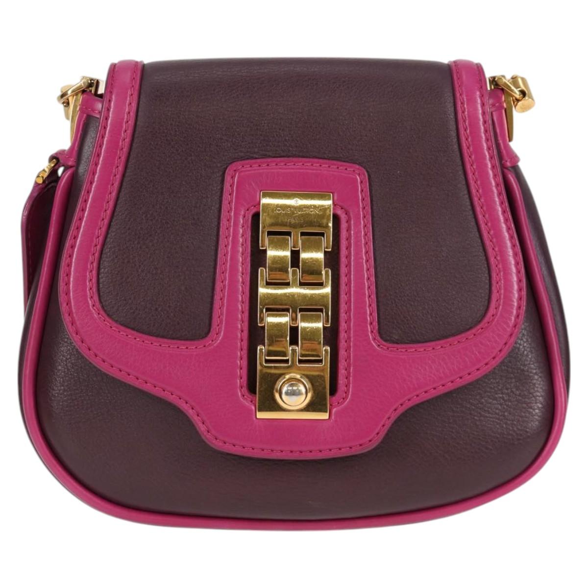 LOUIS VUITTON Art Deco Trapezio Shoulder Bag Leather Pink M97085 Auth 125367AV
