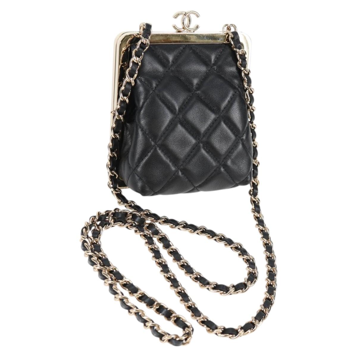CHANEL Matelasse Chain Pouch Shoulder Bag Lamb Skin Black Gold CC Auth 125435AM