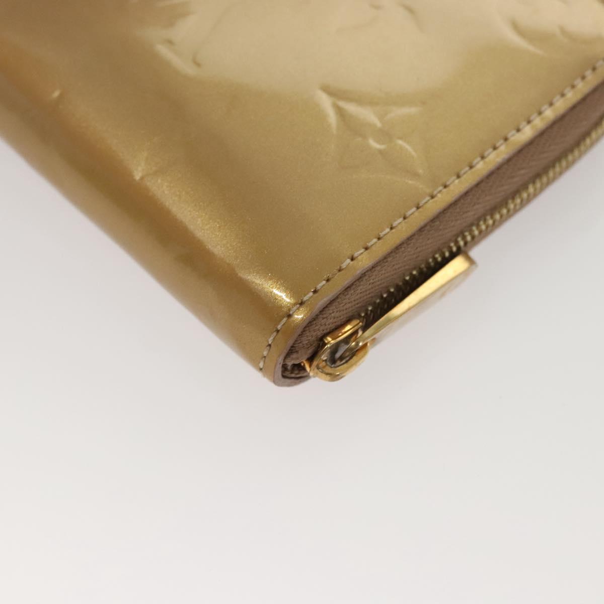 LOUIS VUITTON Vernis Zippy Coin Purse Coin Purse Beige Poodle M91762 Auth 125494