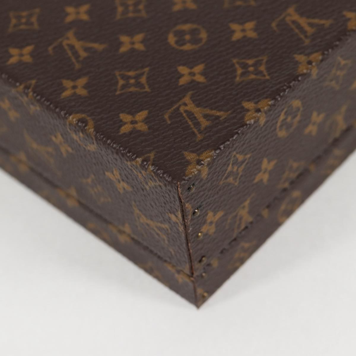 LOUIS VUITTON Monogram Jewelry case Jewelry Box LV Auth 125659SAV