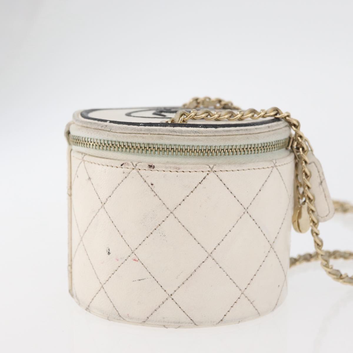 CHANEL Matelasse Chain Shoulder Bag Leather White Gold CC Auth 126060