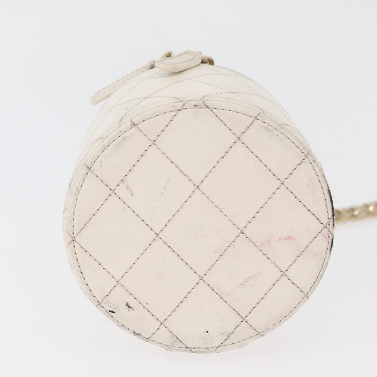CHANEL Matelasse Chain Shoulder Bag Leather White Gold CC Auth 126060