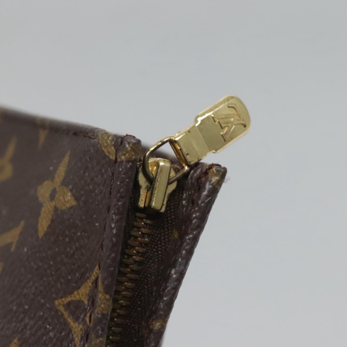 LOUIS VUITTON Monogram Poche Toilette 15 Pouch M47546 LV Auth 126311