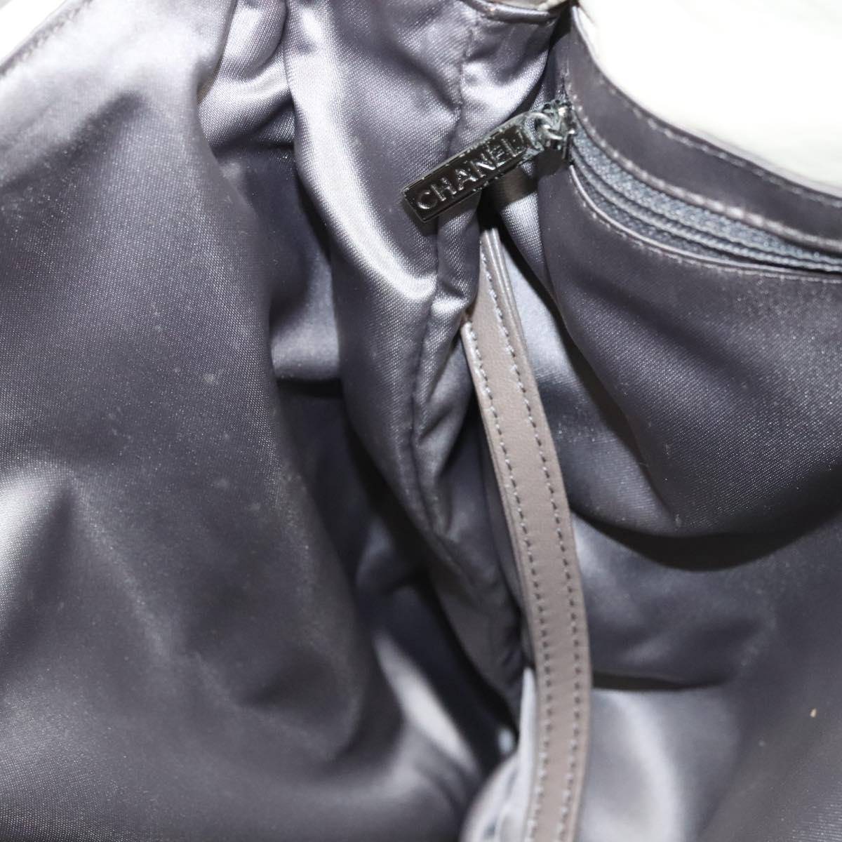 CHANEL Matelasse Shoulder Bag Lamb Skin White CC Auth 126364