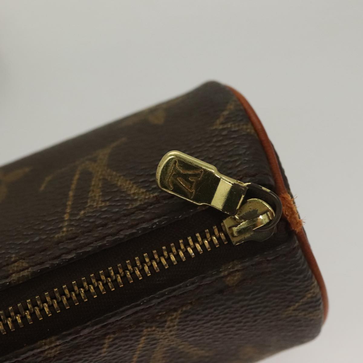 LOUIS VUITTON Monogram Papillon Pouch LV Auth 126470