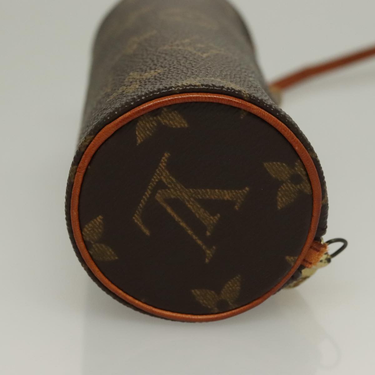 LOUIS VUITTON Monogram Papillon Pouch LV Auth 126470