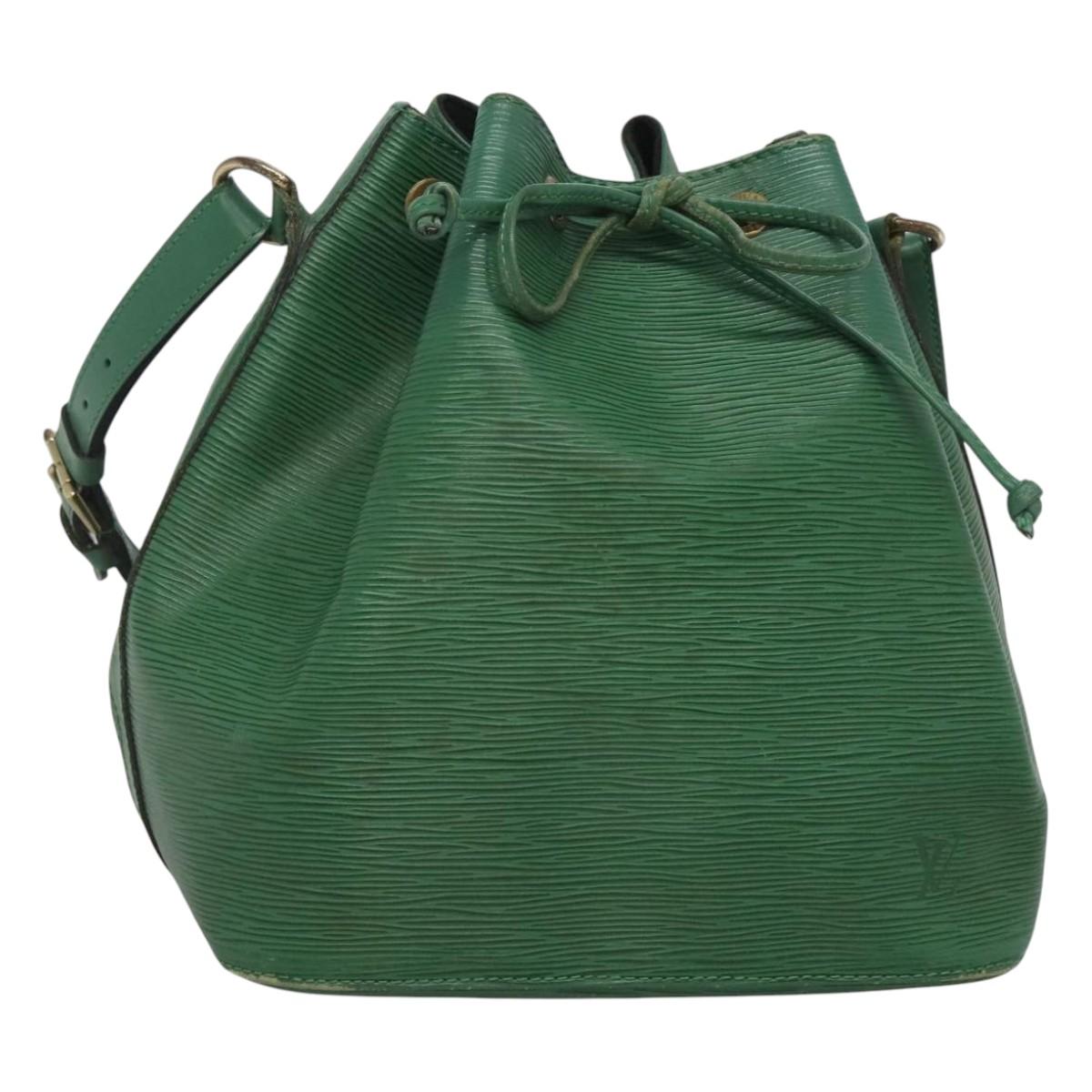LOUIS VUITTON Epi Petit Noe Shoulder Bag Green M44104 LV Auth 126549
