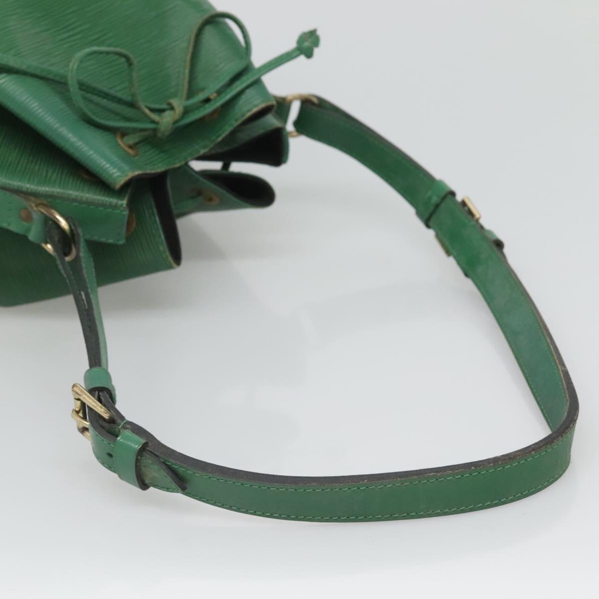 LOUIS VUITTON Epi Petit Noe Shoulder Bag Green M44104 LV Auth 126549