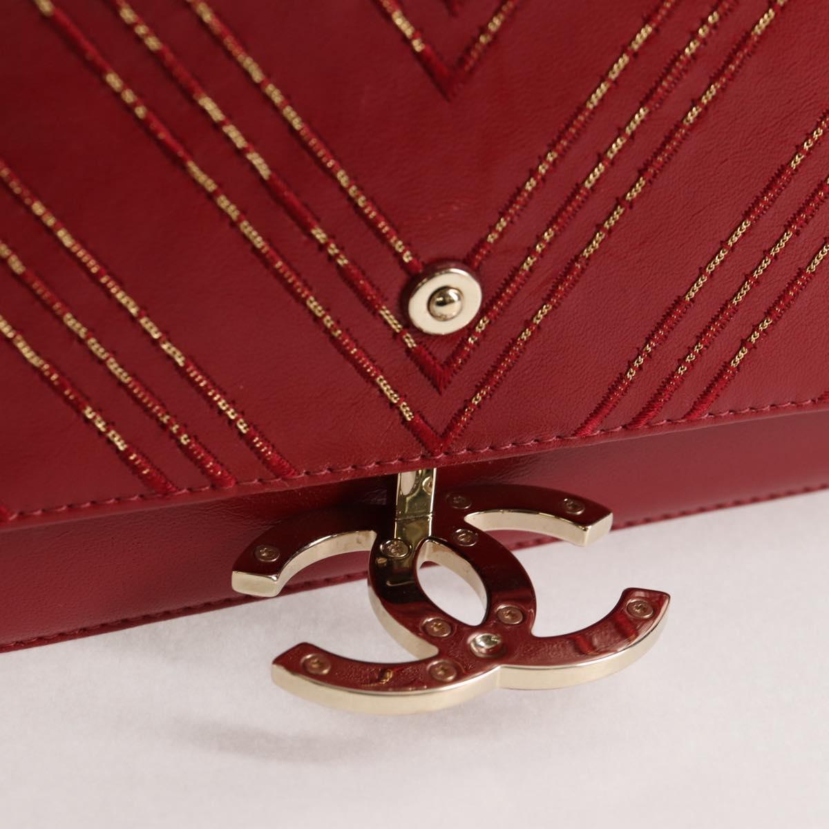 CHANEL Chain V Stitch Shoulder Bag Lamb Skin Red Gold CC Auth 126605M
