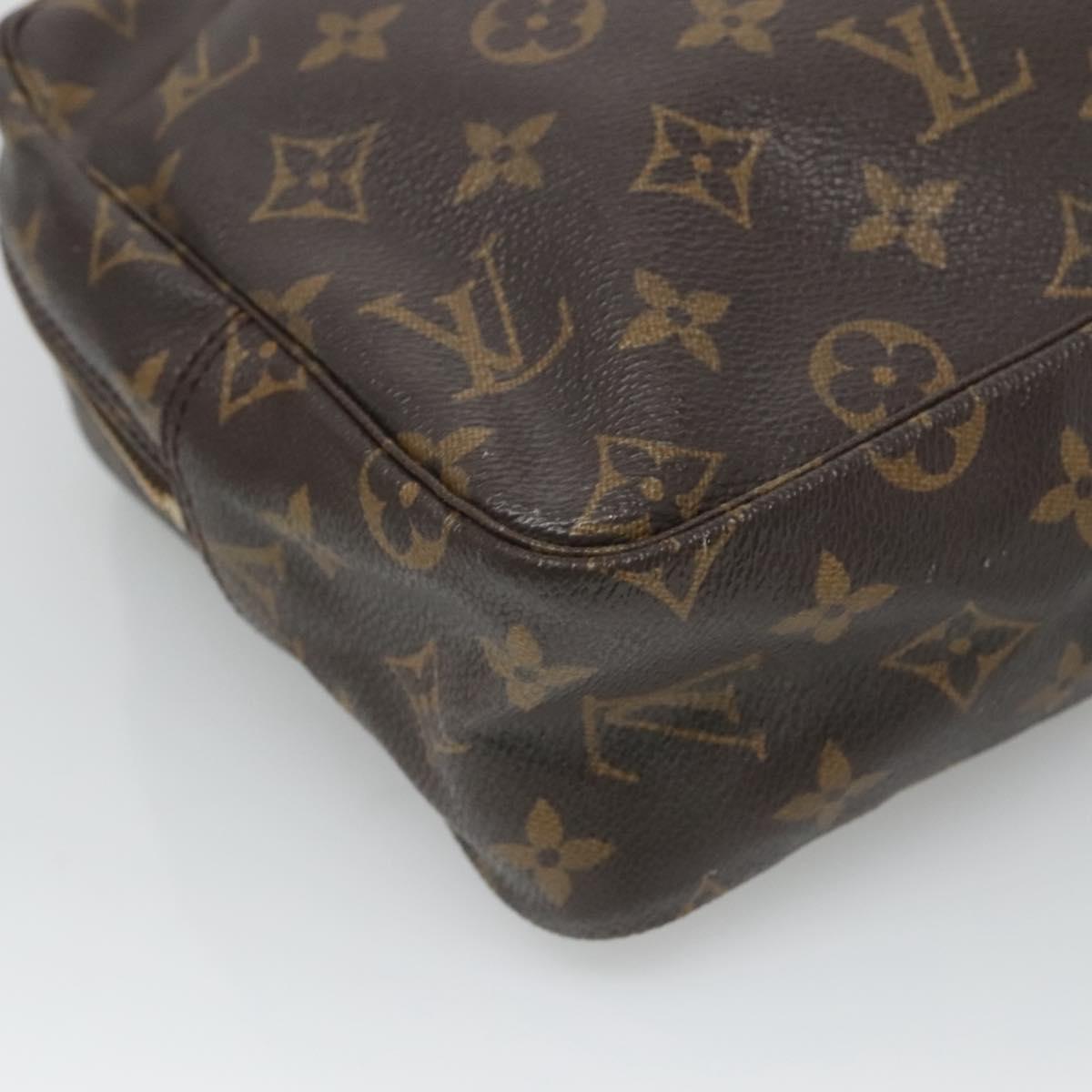LOUIS VUITTON Monogram Trousse Toilette 28 Clutch Bag M47522 LV Auth 126851