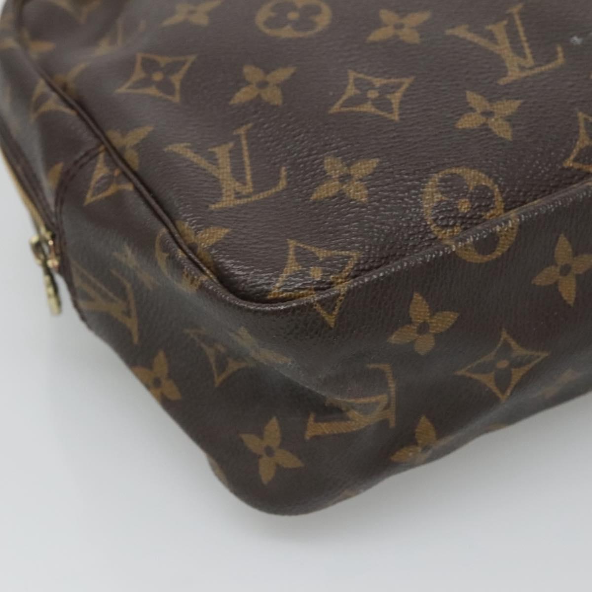 LOUIS VUITTON Monogram Trousse Toilette 28 Clutch Bag M47522 LV Auth 126851