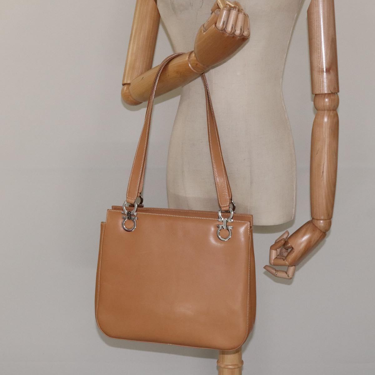 Salvatore Ferragamo Gancini Shoulder Bag Leather Brown Silver Auth 126938