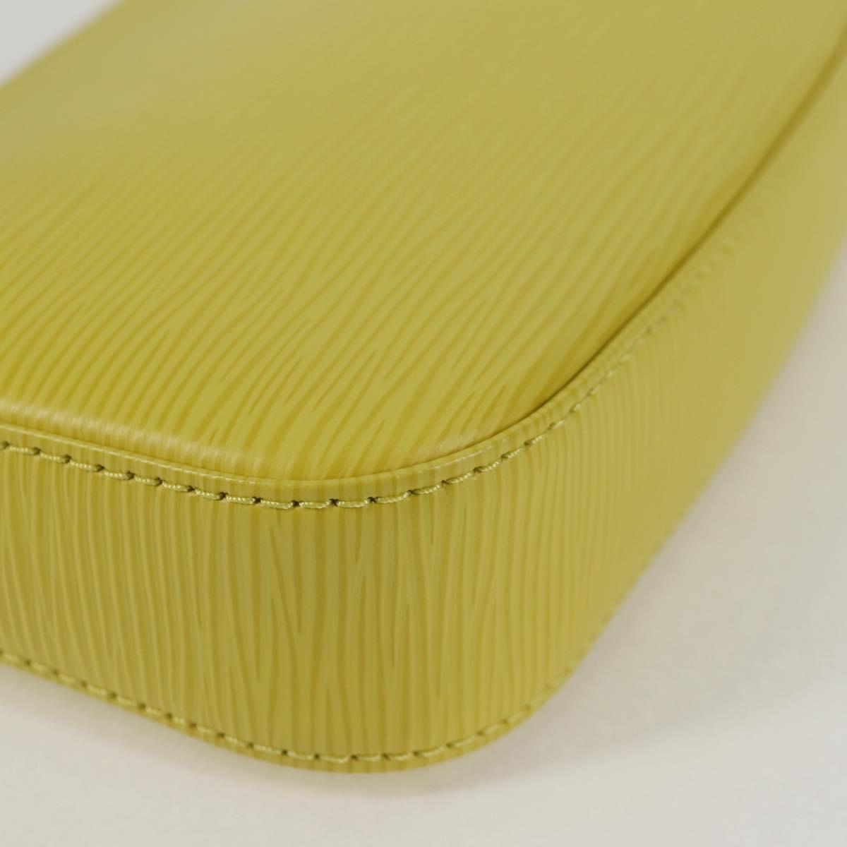 LOUIS VUITTON Epi Pochette Accessoires Pouch Pistachian M40975 LV Auth 127164V