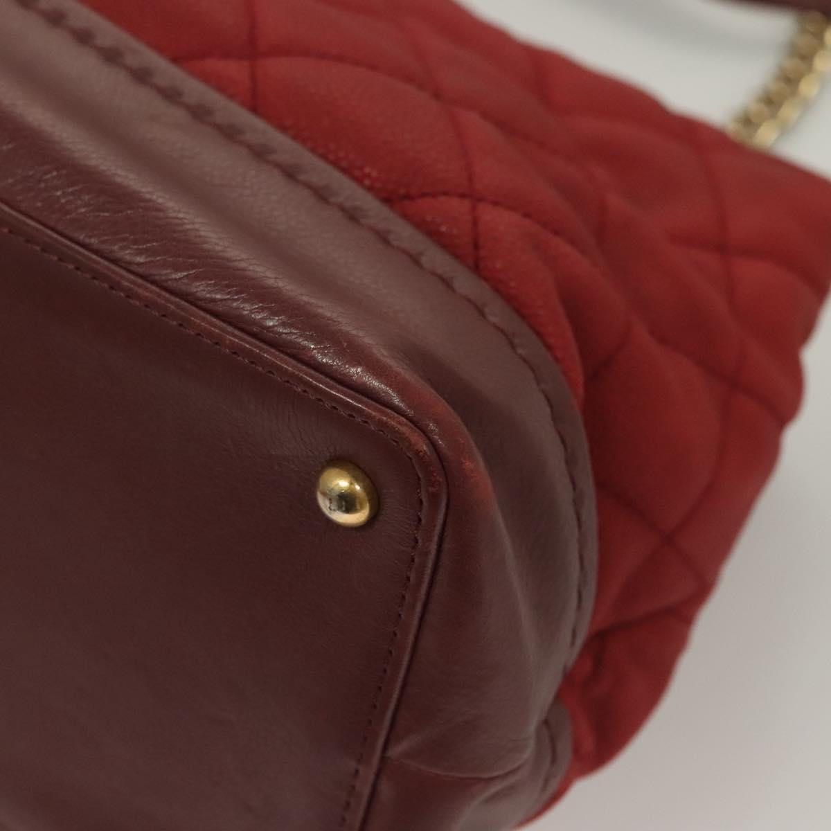 CHANEL Matelasse Chain Shoulder Bag Caviar Skin Red CC Auth 127257