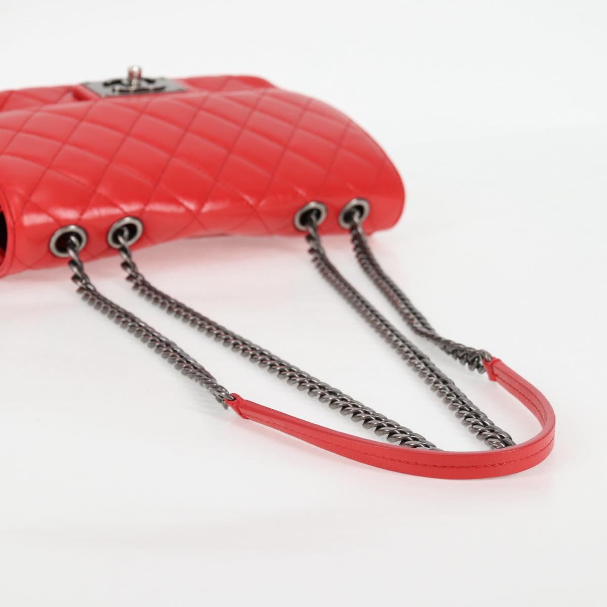 CHANEL Matelasse Chain Shoulder Bag Calf Skin Red CC Auth 127508M