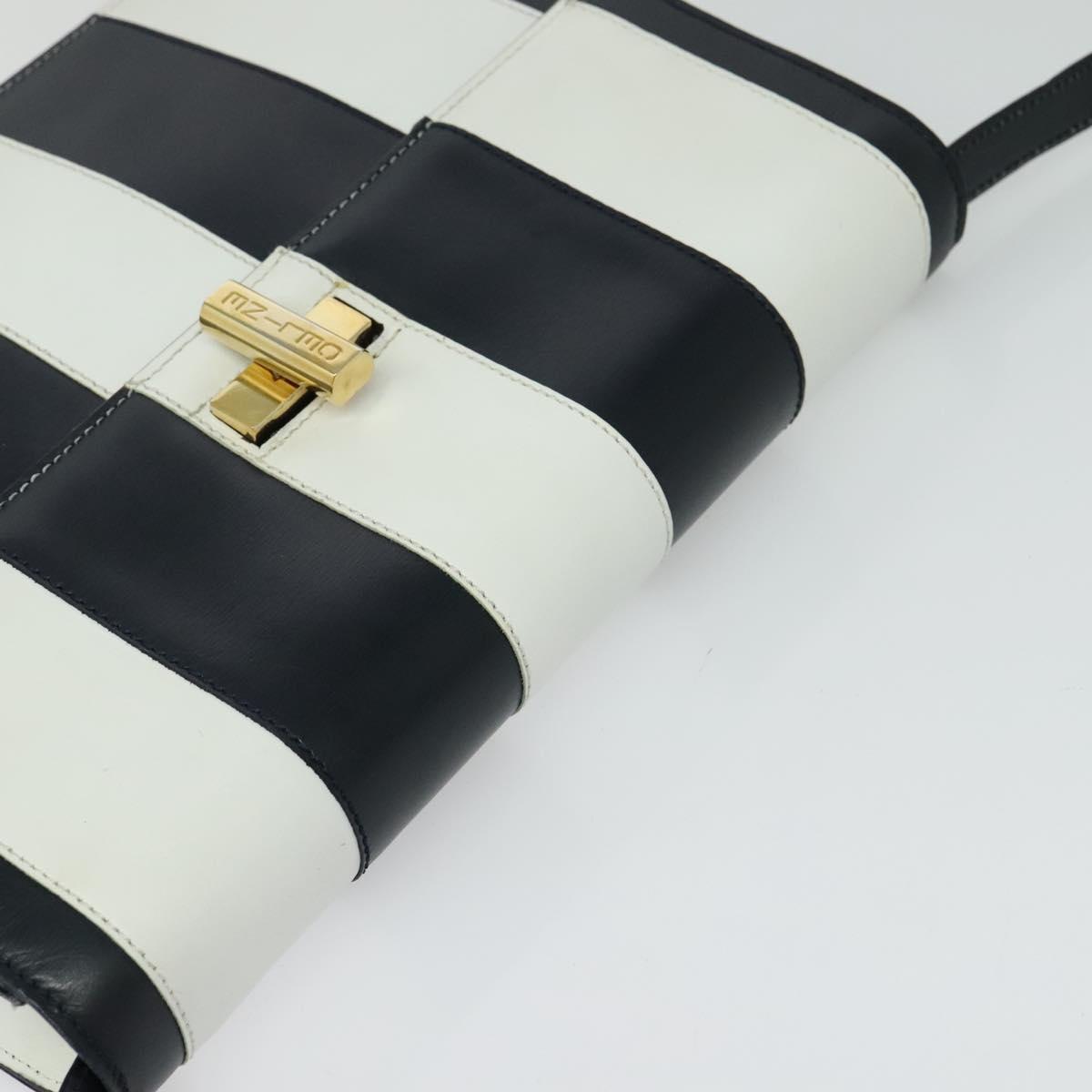 CELINE Shoulder Bag Leather White Navy gold Auth 127598