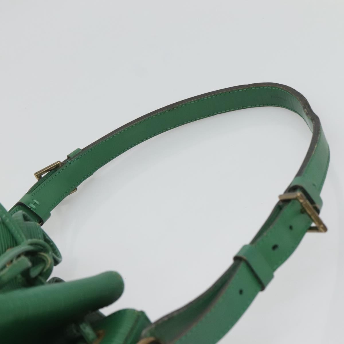 LOUIS VUITTON Epi Petit Noe Shoulder Bag Green M44104 LV Auth 127674