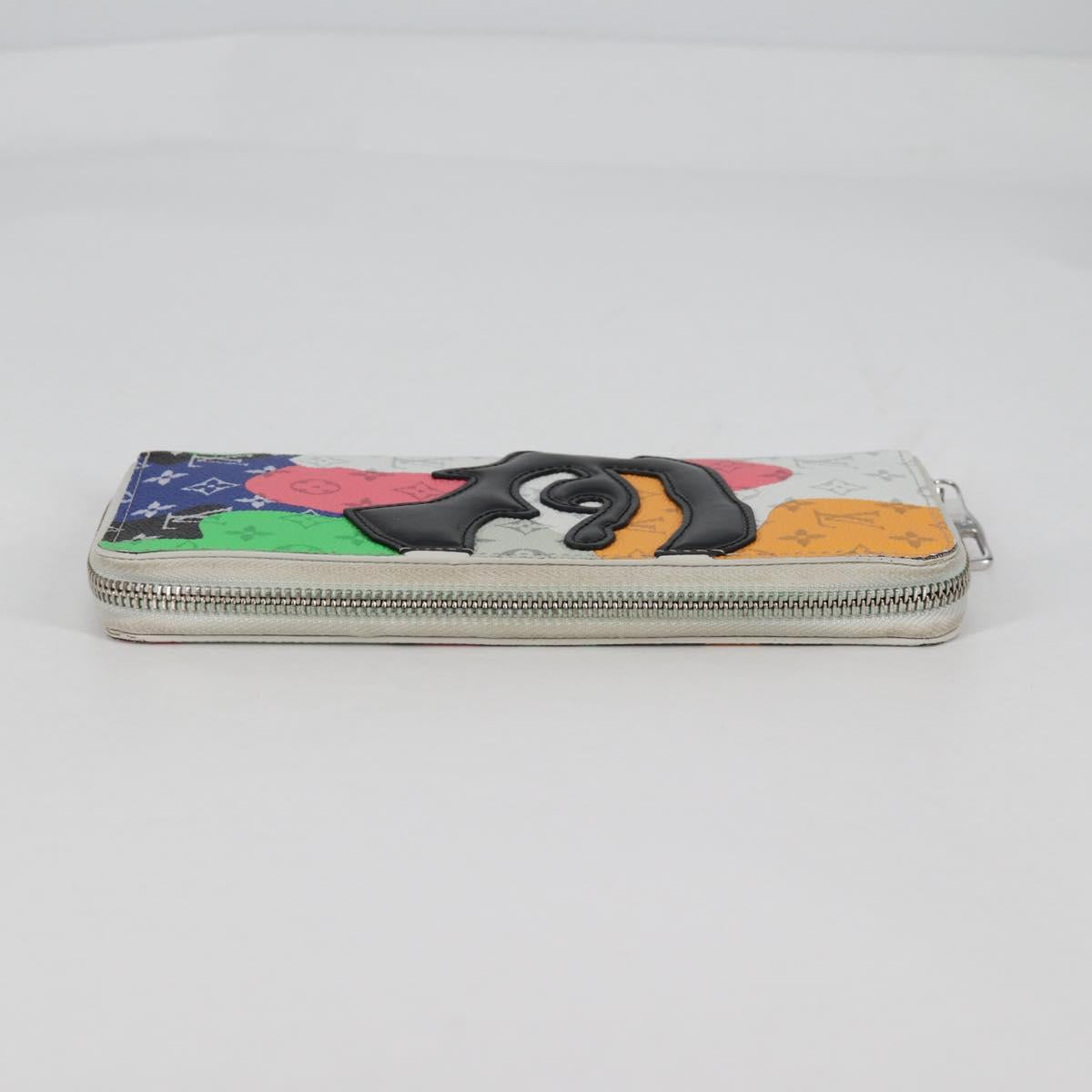 LOUIS VUITTON Monogram LV Portrait Zippy Wallet Vertical M82590 LV Auth 127987M