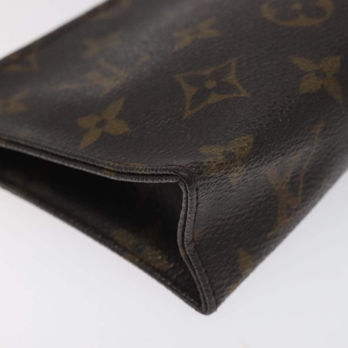 LOUIS VUITTON Monogram Poche Toilette 15 Pouch M47546 LV Auth 128258