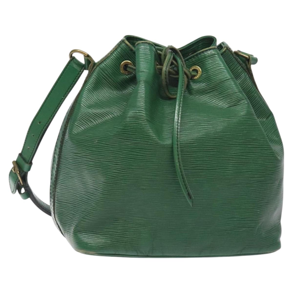 LOUIS VUITTON Epi Petit Noe Shoulder Bag Green M44104 LV Auth 128322