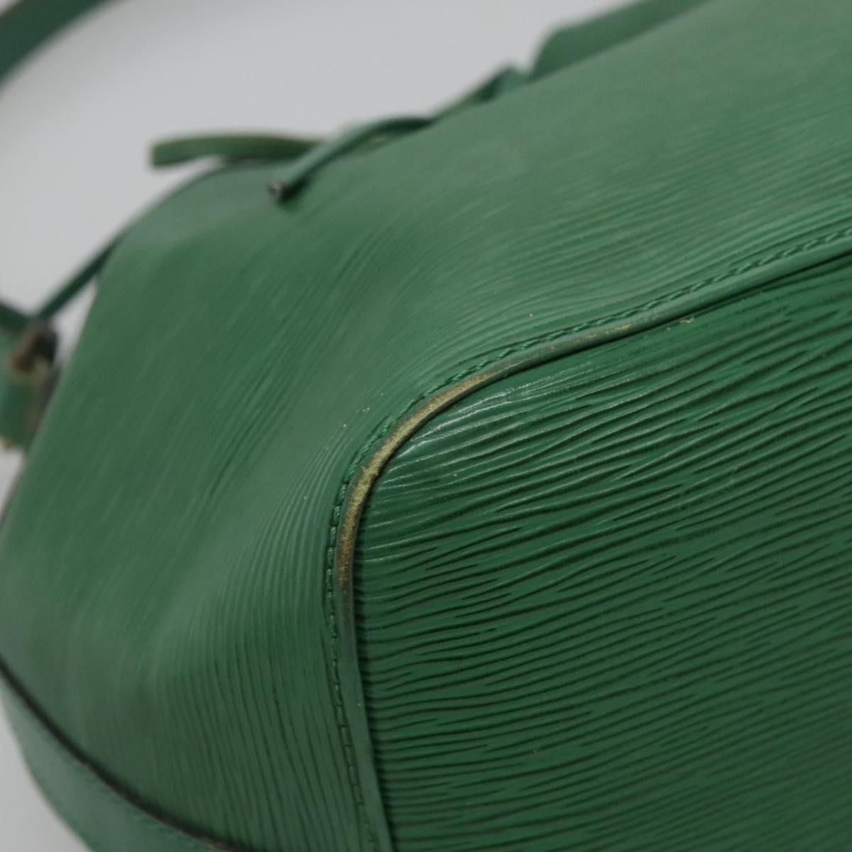 LOUIS VUITTON Epi Petit Noe Shoulder Bag Green M44104 LV Auth 128394