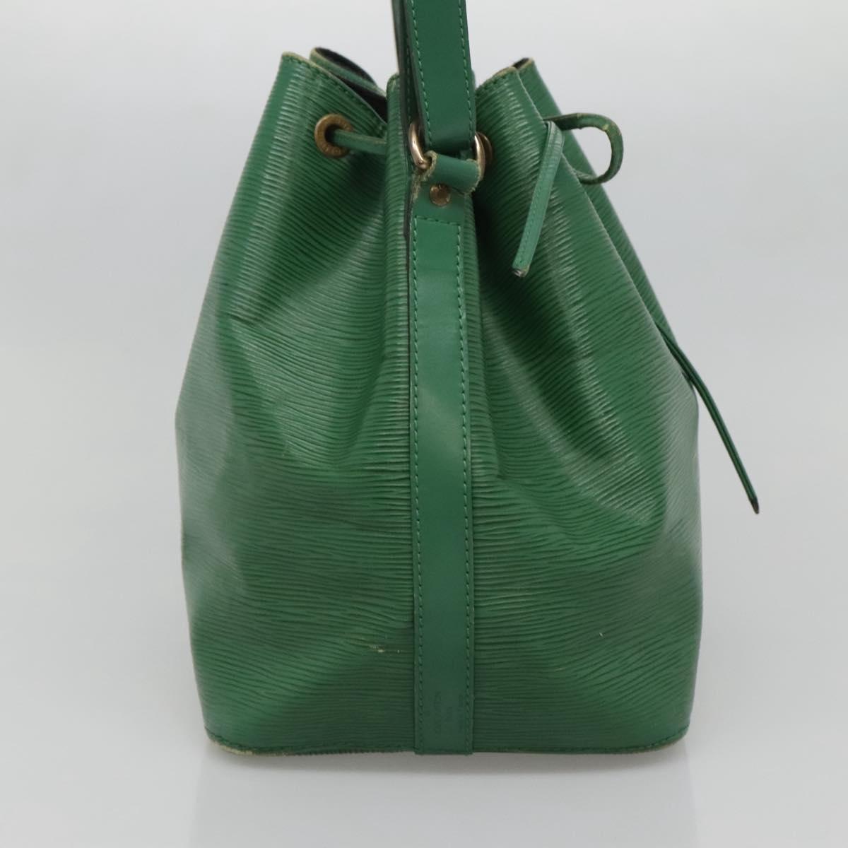LOUIS VUITTON Epi Petit Noe Shoulder Bag Green M44104 LV Auth 128394