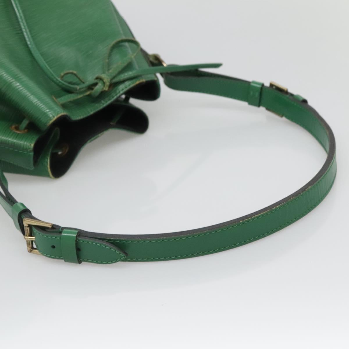 LOUIS VUITTON Epi Petit Noe Shoulder Bag Green M44104 LV Auth 128394