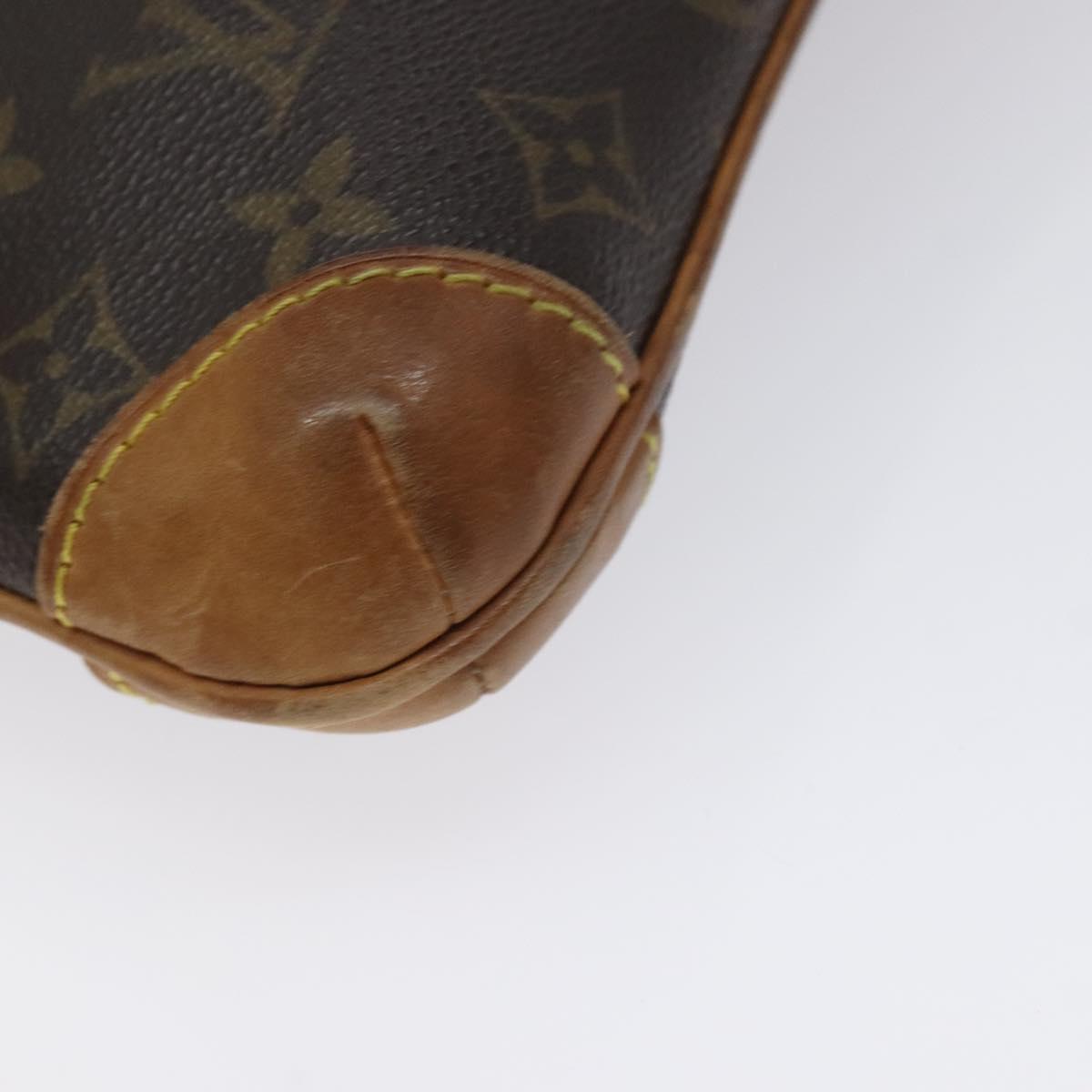 LOUIS VUITTON Monogram Coussin GM Shoulder Bag M51141 LV Auth 128587