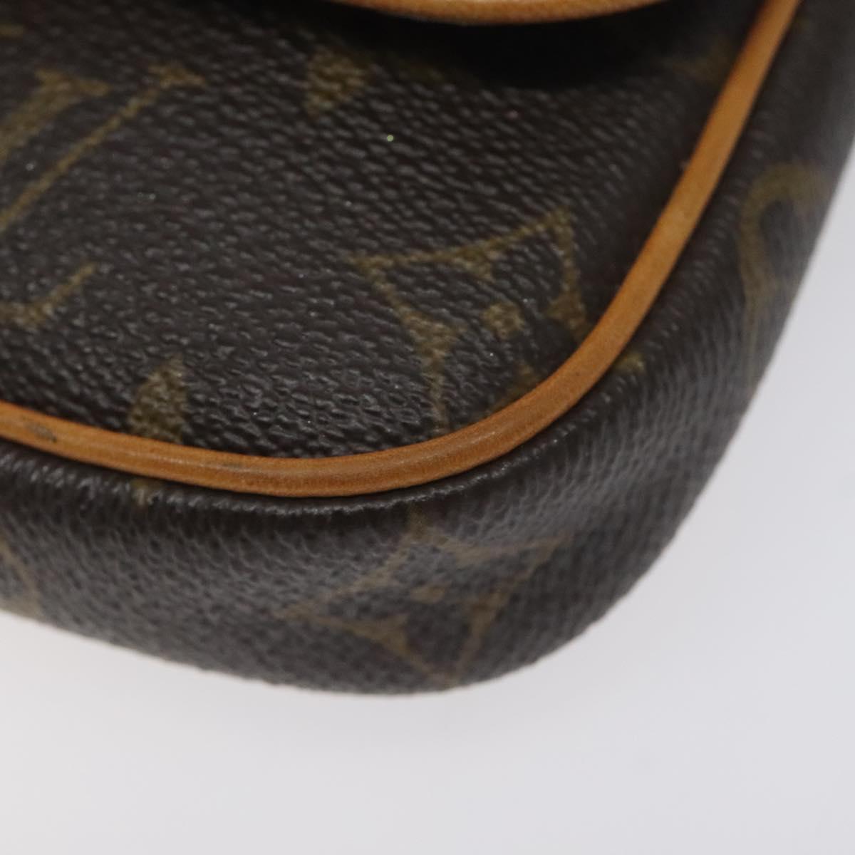 LOUIS VUITTON Monogram Pochette Cancun Shoulder Bag M60018 LV Auth 128805V