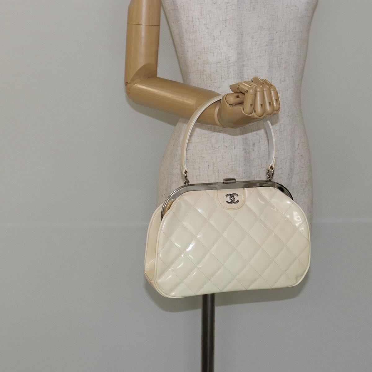 CHANEL Matelasse Gamaguchi Hand Bag Enamel White Silver CC Auth 128927