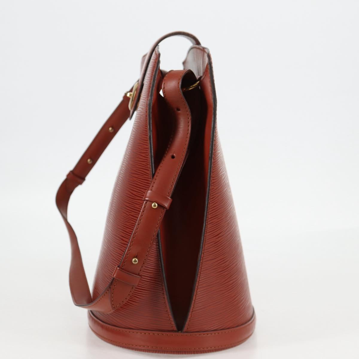 LOUIS VUITTON Epi Cluny Shoulder Bag Brown M52253 LV Auth 129727