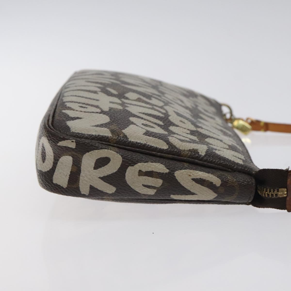 LOUIS VUITTON Monogram Graffiti Pochette Pouch Khaki M92191 LV Auth 129823