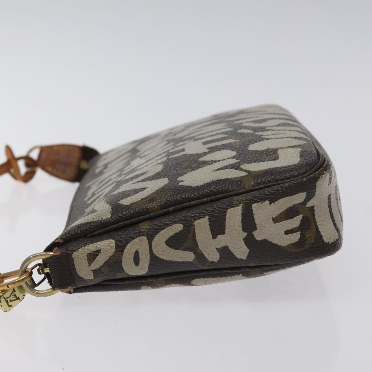 LOUIS VUITTON Monogram Graffiti Pochette Pouch Khaki M92191 LV Auth 129823