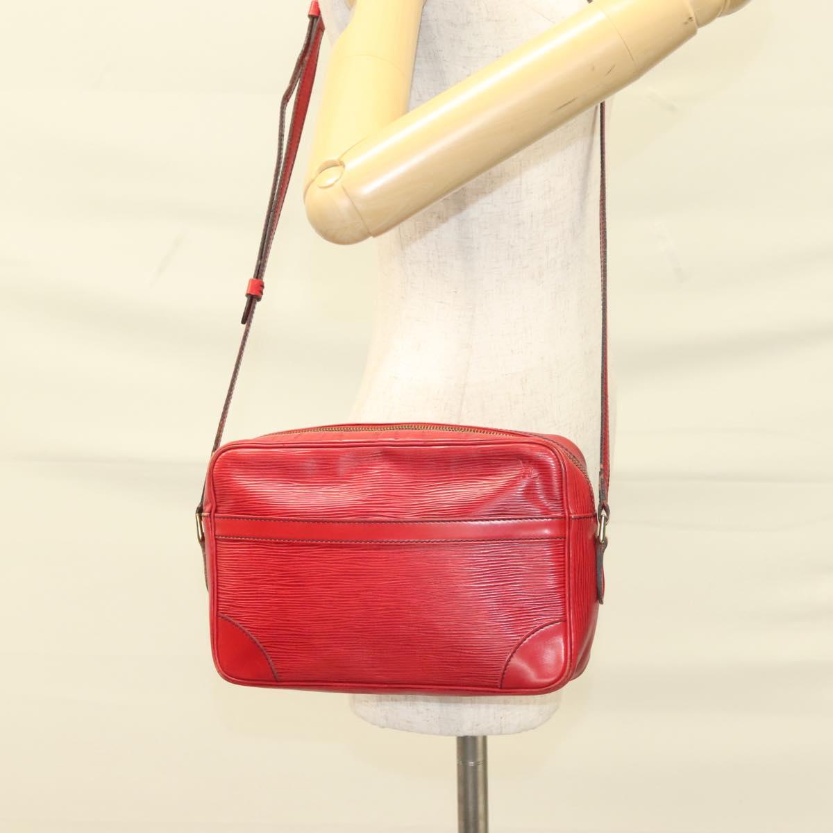 LOUIS VUITTON Epi Trocadero 27 Shoulder Bag Red M52317 LV Auth 129830