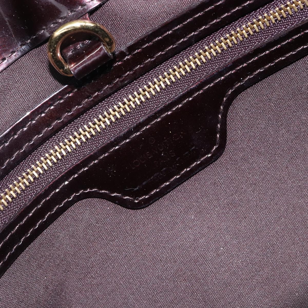 LOUIS VUITTON VernisRayure Wilshire PM Bag Pomme D'amour M91701 LV Auth 130089