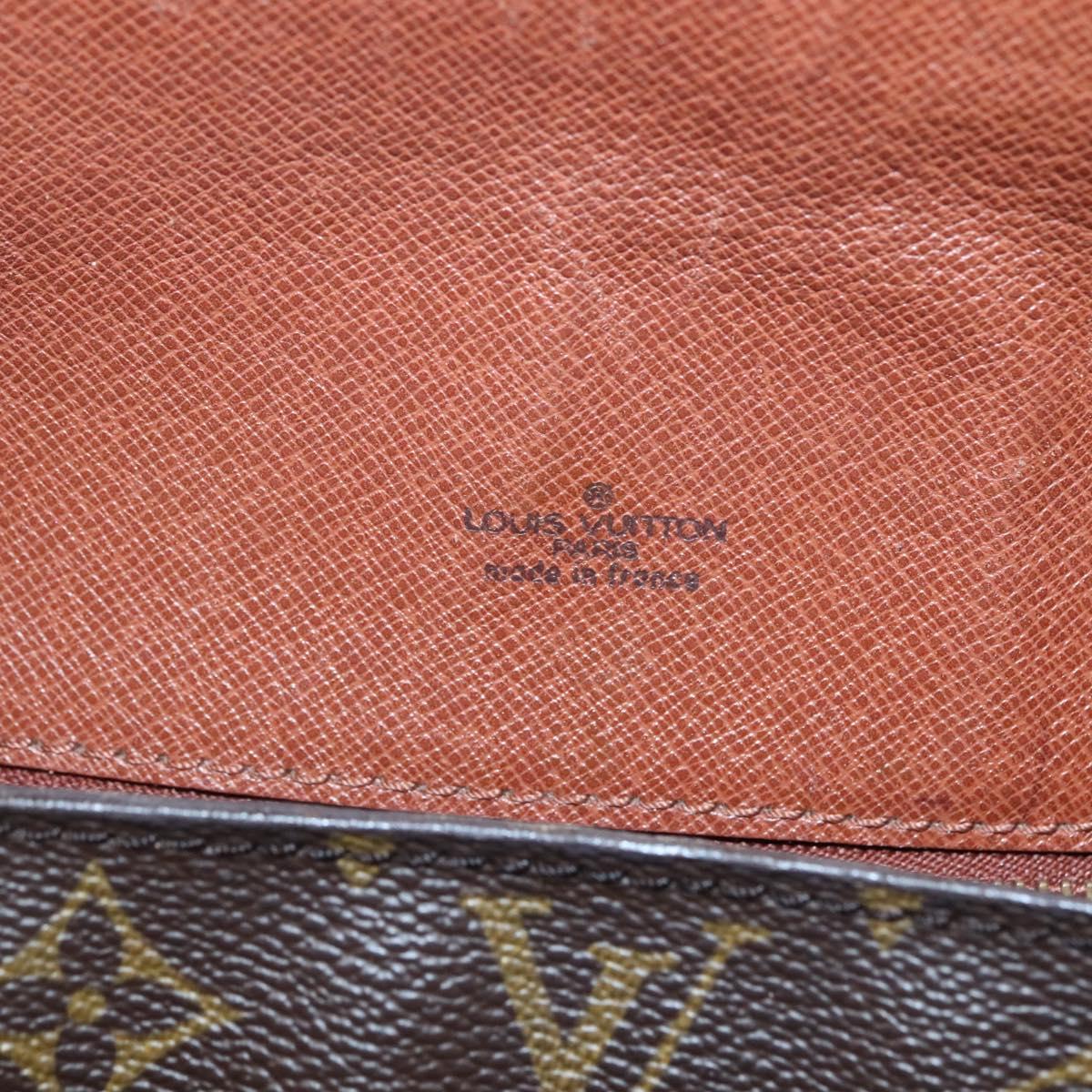 LOUIS VUITTON Monogram Saint Cloud GM Shoulder Bag M51242 LV Auth 130315