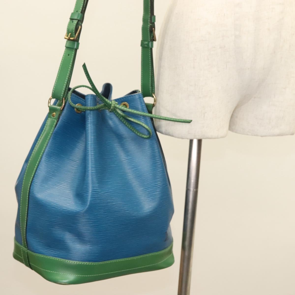 LOUIS VUITTON Epi Noe Shoulder Bag Bicolor Green Blue M44044 LV Auth 130397