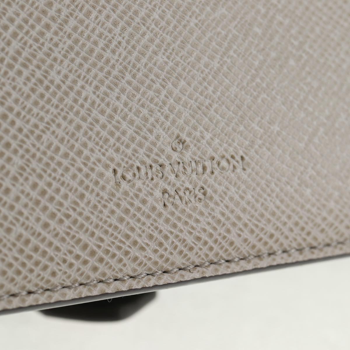 LOUIS VUITTON Taiga Trapeze Shoulder Bag Gracie LV Auth 130675M