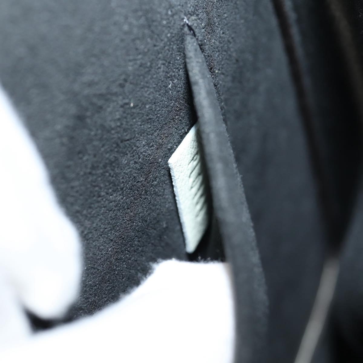 LOUIS VUITTON Taiga Trapeze Shoulder Bag Gracie LV Auth 130675M