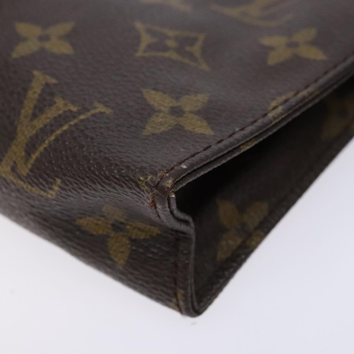 LOUIS VUITTON Monogram Poche Toilette 15 Pouch M47546 LV Auth 130707