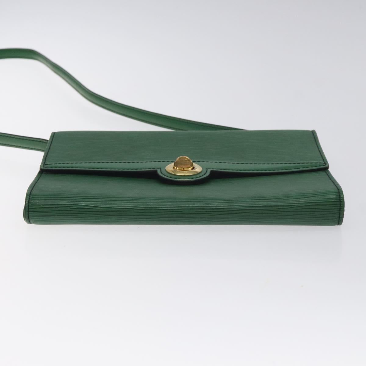 LOUIS VUITTON Epi Pochette Arche Shoulder Bag Green M52574 LV Auth 130925